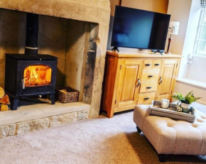 Jubilee View Cottage - Cute and cosy, Steeton